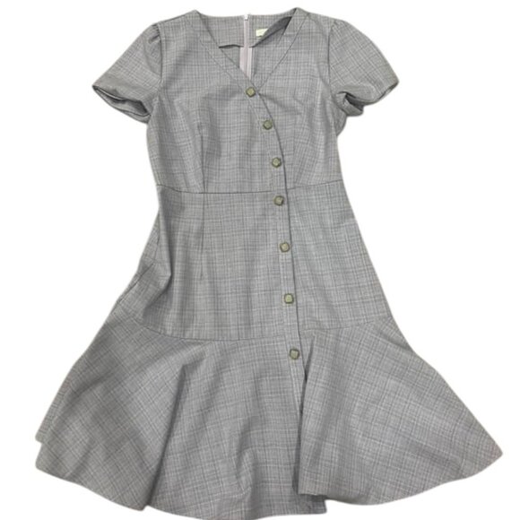 Dresses & Skirts - Gray Plaid Button-Down Dress